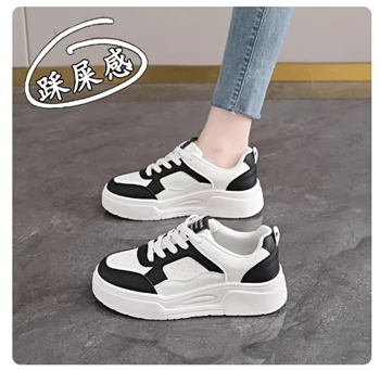 真皮小白鞋女款2026新款春季百搭休闲板鞋软底轻便学生运动鞋34码